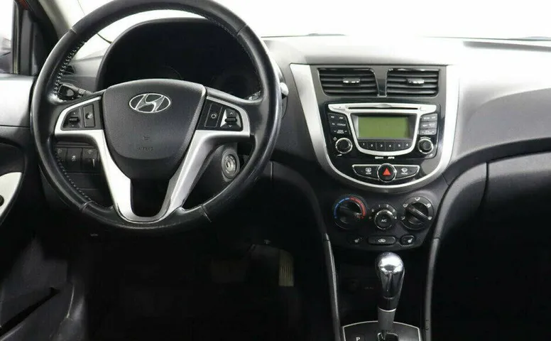 Hyundai Solaris 1.6 Автомат